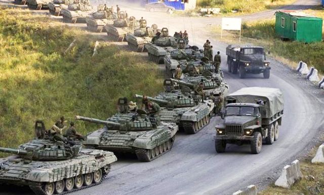 Разведка узнала, как боевики на Донбассе скрывают запрещенные оружие и технику Разведка узнала, как боевики на Донбассе скрывают запрещенные оружие и технику