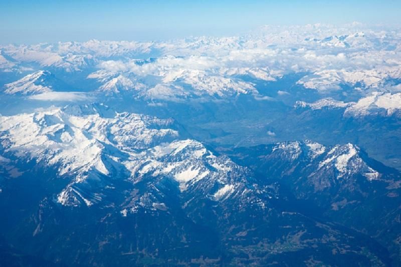 В Швейцарии произошел оползень: пропали без вести люди В Швейцарии произошел оползень: пропали без вести люди