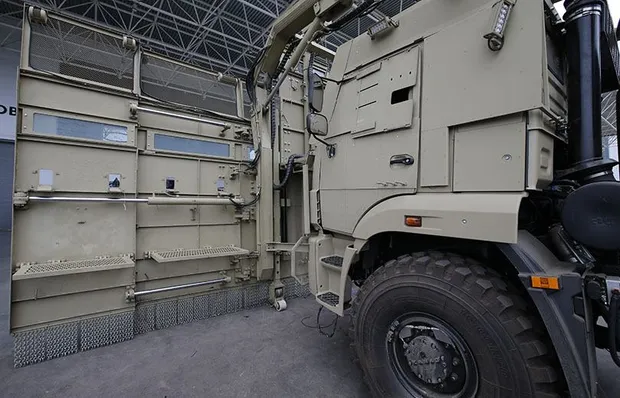 Російський Російський