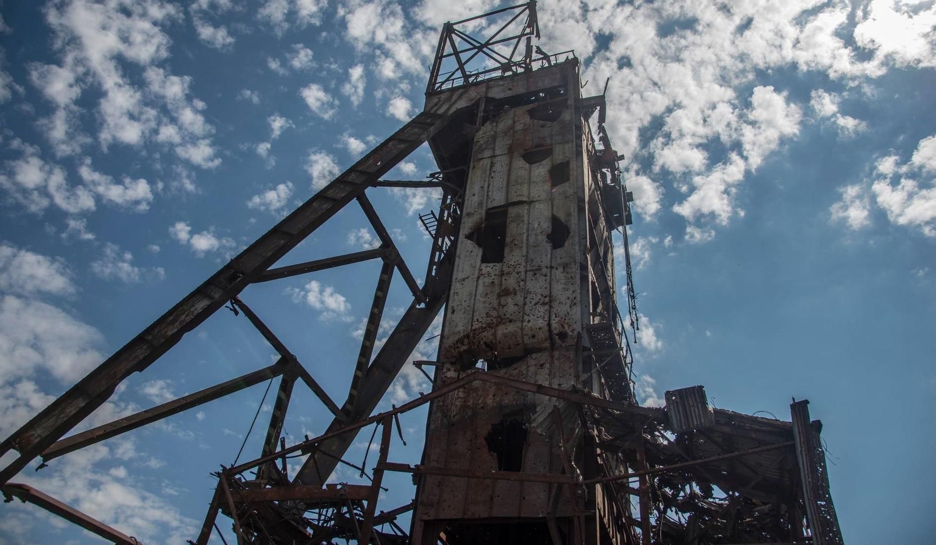 Українці дали відсіч бойовикам біля шахти Бутівки: є поранені