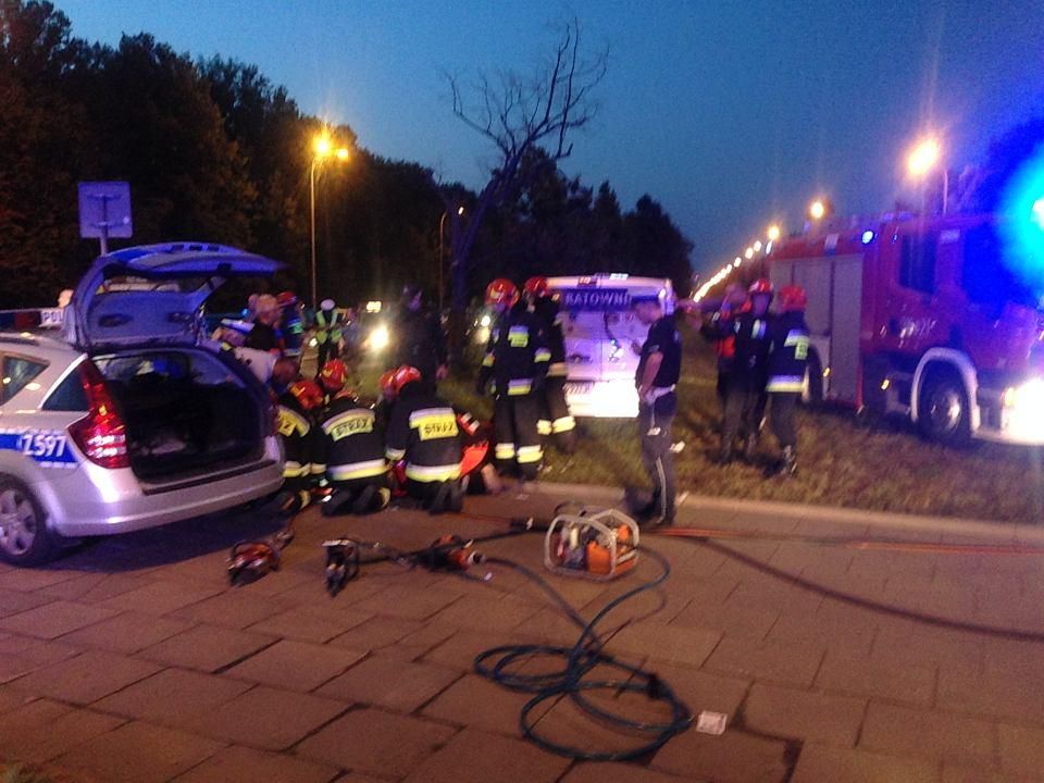 Эскорт генсека НАТО попал в ДТП в Варшаве, – СМИ Эскорт генсека НАТО попал в ДТП в Варшаве, – СМИ