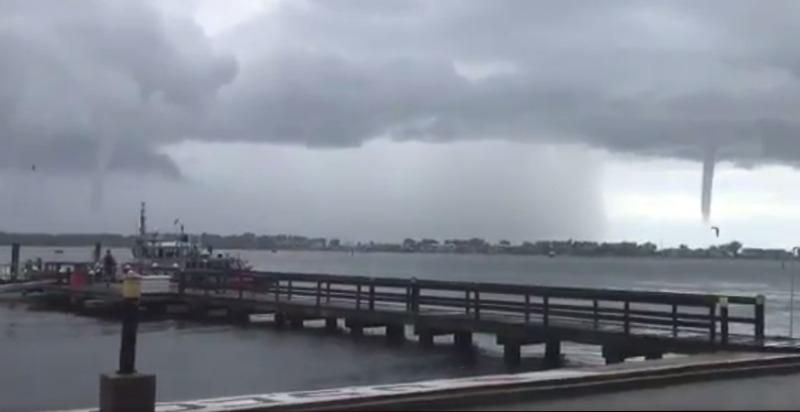 Жуткое зрелище: двойной торнадо пронесся Флоридой