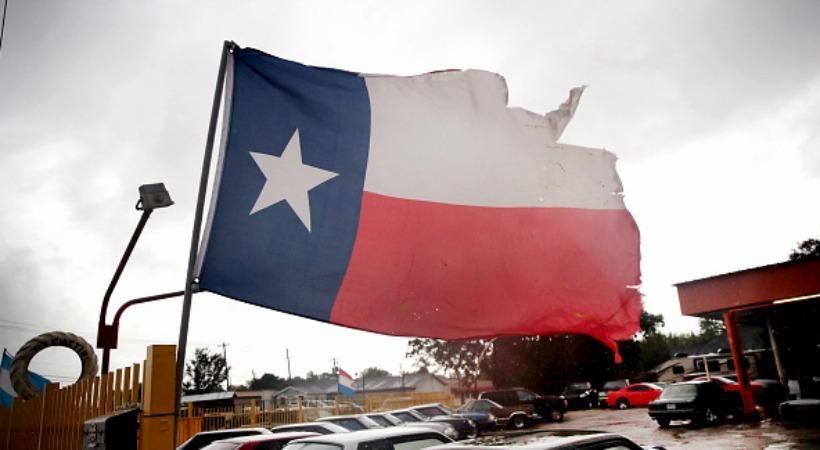 Ураган Харви бушует в Техасе: Facebook активировал "безопасную" кнопку