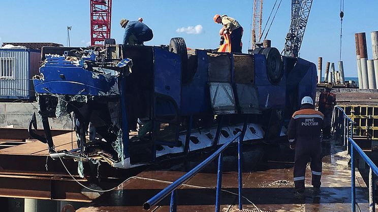 Появились подробности смертельной аварии автобуса, упавшего в Черное море Появились подробности смертельной аварии автобуса, упавшего в Черное море