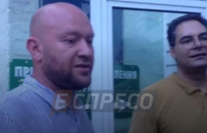 Пострадавшего в аварии с автомобилем сына Шуфрича будут лечить иностранцы Пострадавшего в аварии с автомобилем сына Шуфрича будут лечить иностранцы