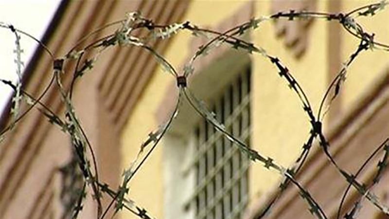 У Чернігівському СІЗО до смерті побили затриманого У Чернігівському СІЗО до смерті побили затриманого