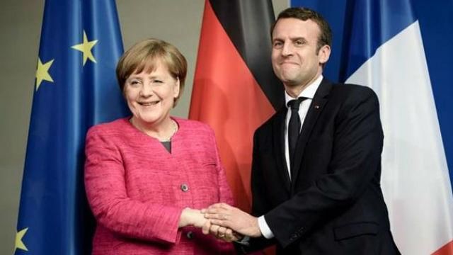 Меркель и Макрон обратились к Порошенко