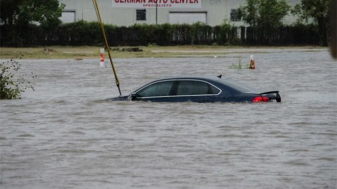 Убытки от урагана "Харви" оценили в 30 миллиардов долларов, – Bloomberg