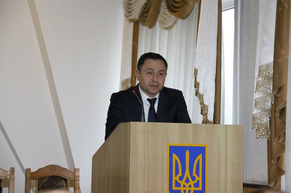 Порошенко присвоїв фігуранту корупційних розслідувань звання генерал-майора Порошенко присвоїв фігуранту корупційних розслідувань звання генерал-майора