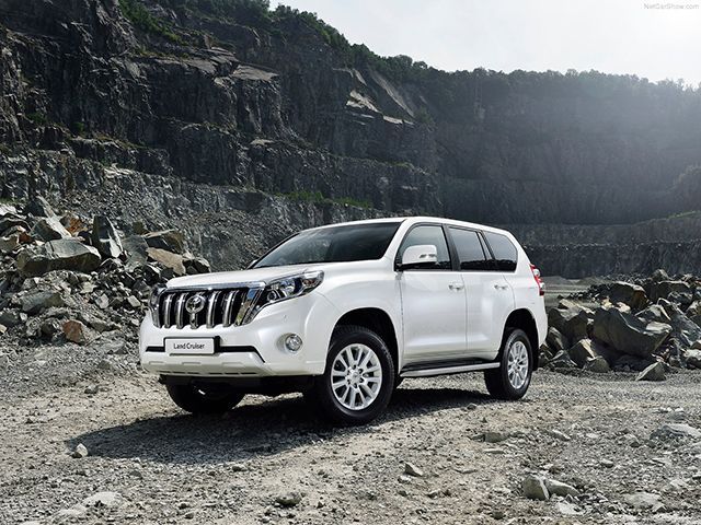 ГПУ купила элитные внедорожники на общую сумму 12 млн грн ГПУ купила элитные внедорожники на общую сумму 12 млн грн