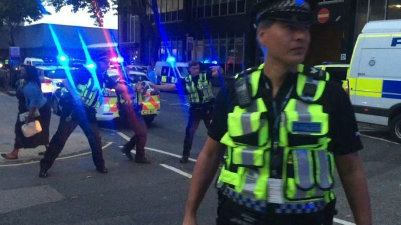 Електронна сигарета наробила переполоху у Лондоні: поліція евакуювала вокзал Електронна сигарета наробила переполоху у Лондоні: поліція евакуювала вокзал