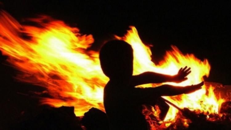 У Львові дитина зуміла врятувати себе з охопленої вогнем квартири