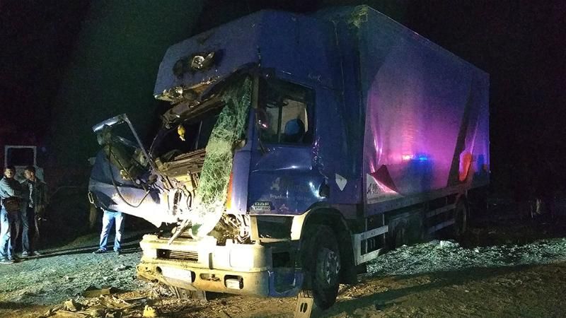 Три грузовика столкнулись на Николаевщине: есть жертвы

