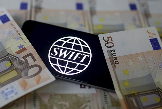Мы призываем отключить Россию от SWIFT, – украинская диаспора Мы призываем отключить Россию от SWIFT, – украинская диаспора