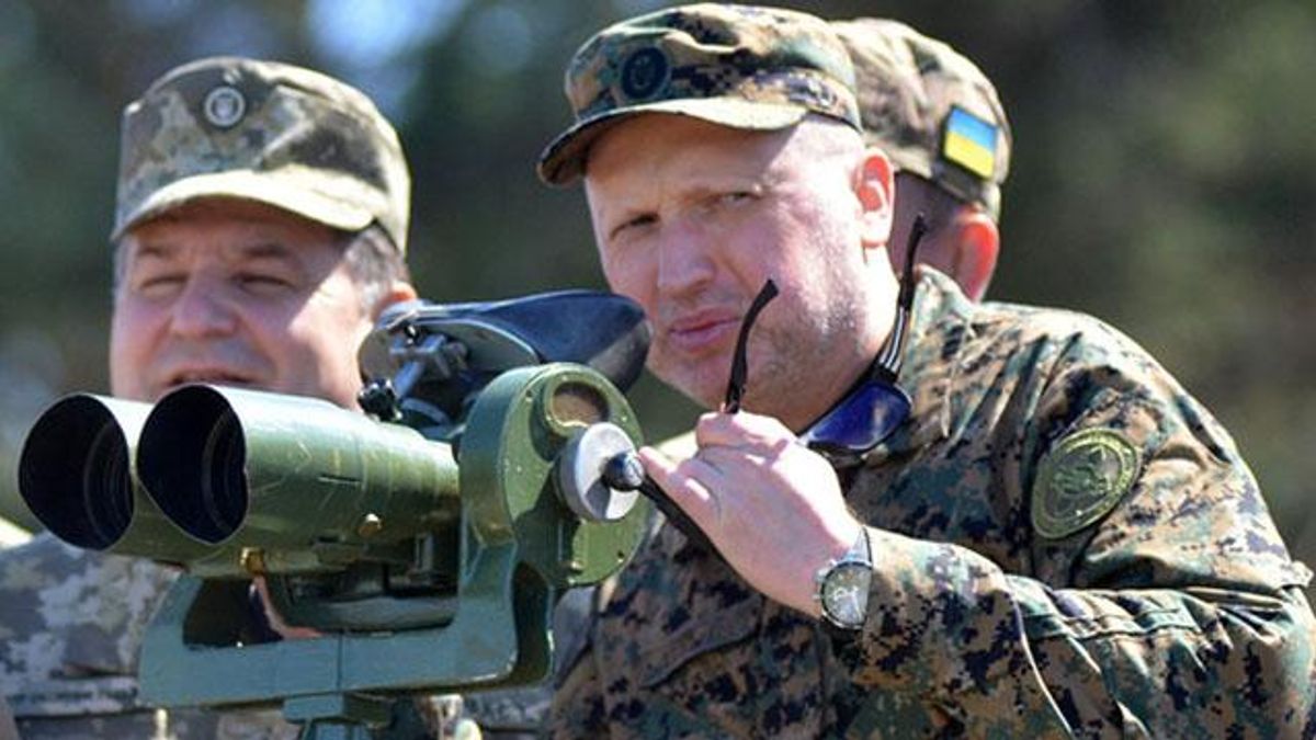 Росія демонструє готовність до ведення повномасштабної війни у Європі, – Турчинов