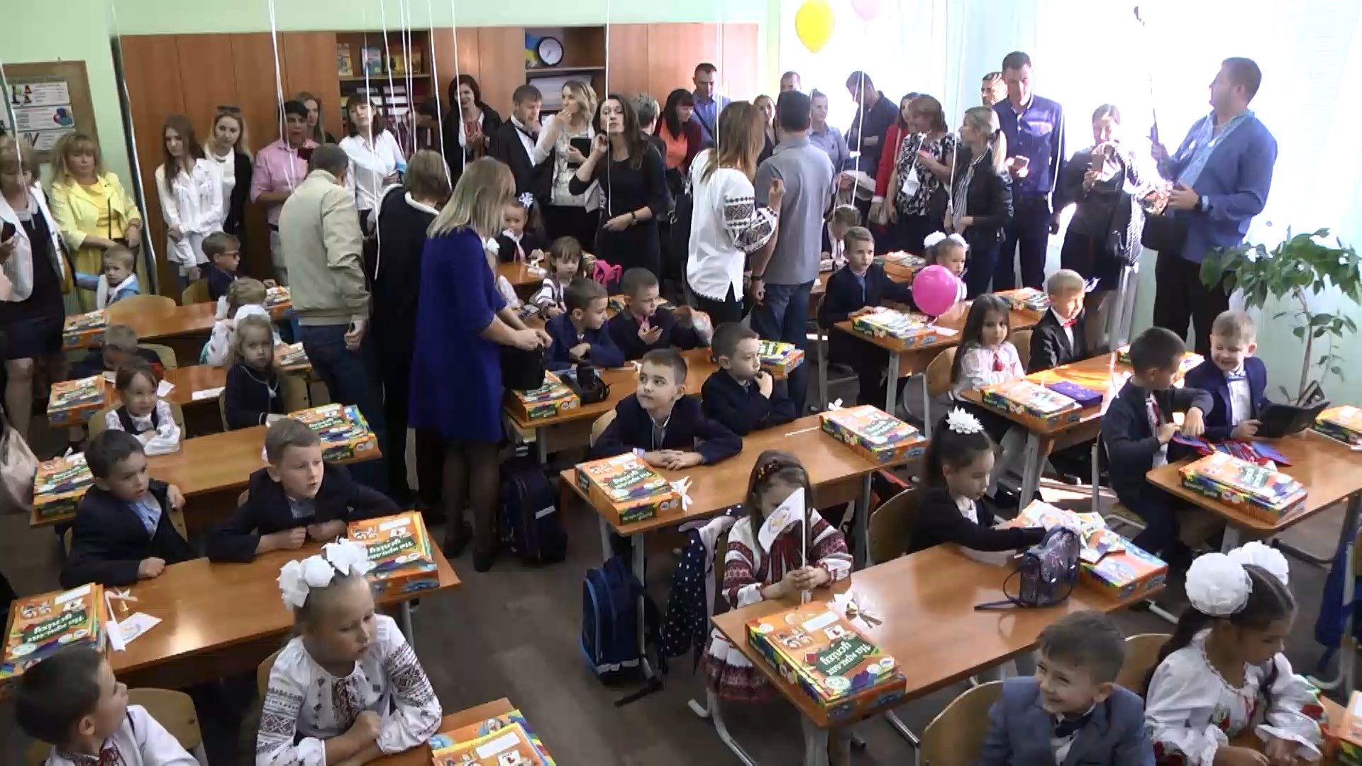 Хто винен у дефіциті шкіл в Україні
