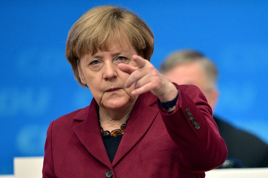 Меркель зробила заяву з приводу переговорів з Росією