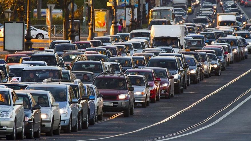 На в'їзді до Києва утворився 5-кілометровий затор: фото На в'їзді до Києва утворився 5-кілометровий затор: фото