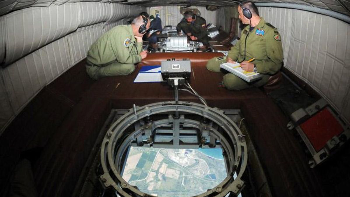 Україна і США здійснять спостережний політ над Росією і Білоруссю Україна і США здійснять спостережний політ над Росією і Білоруссю