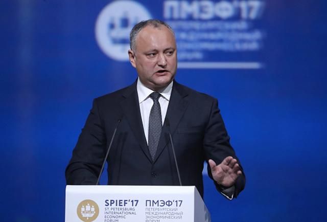 Президент Молдовы Додон запретил своим военным участвовать в учениях в Украине