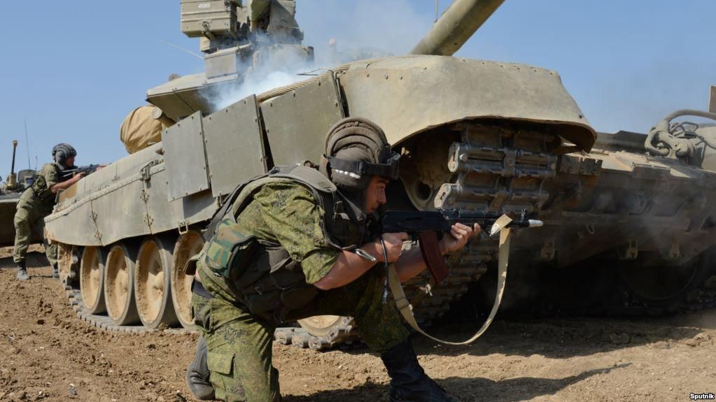 У Криму окупанти почали масштабні військові навчання