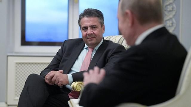 Глава МЗС Німеччини привітав заяву Путіна щодо миротворців на Донбасі Глава МЗС Німеччини привітав заяву Путіна щодо миротворців на Донбасі