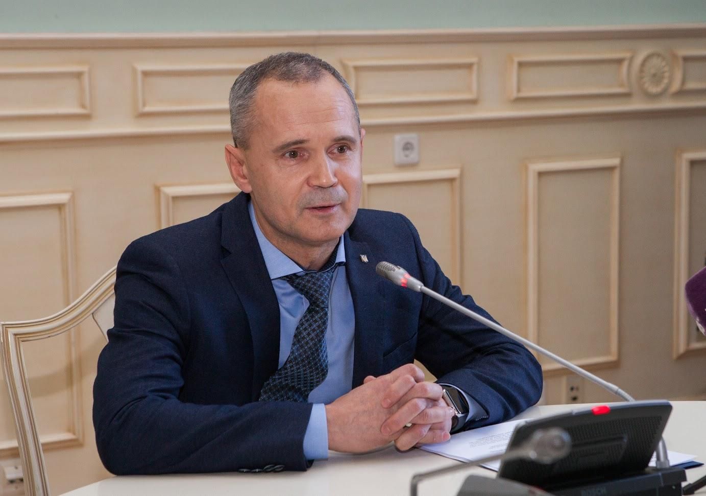 Власти столицы вместе с правоохранителями поймали чиновников Киевсовета на взятке, – Плис Власти столицы вместе с правоохранителями поймали чиновников Киевсовета на взятке, – Плис