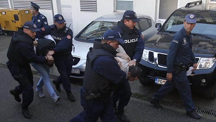 Двух россиян признали виновными в попытке государственного переворота Двух россиян признали виновными в попытке государственного переворота