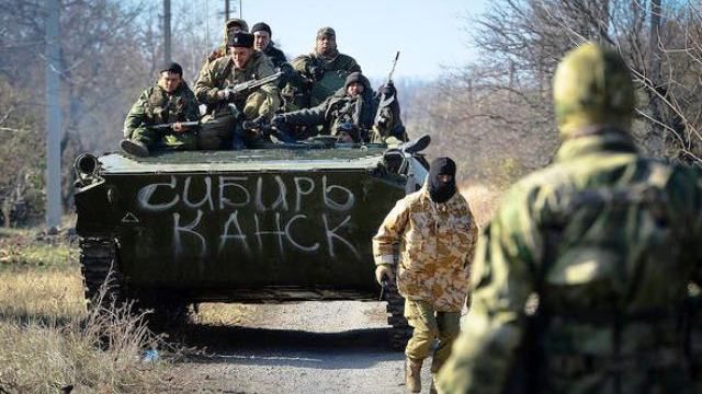 Порошенко объяснил, почему не выполнил своего обещания закончить АТО Порошенко объяснил, почему не выполнил своего обещания закончить АТО