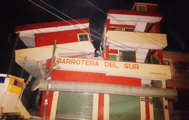 Землетрясение в Мексике 2017: есть угроза цунами Землетрясение в Мексике 2017: есть угроза цунами