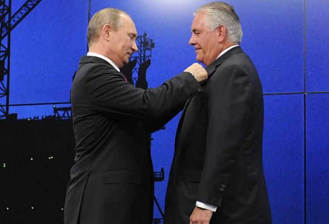 У США коротко прокоментували заяву Путіна про "погану компанію" Тіллерсона У США коротко прокоментували заяву Путіна про "погану компанію" Тіллерсона