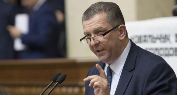 Рева закликав уряд підвищити розмір пенсії: промовисті кадри Рева закликав уряд підвищити розмір пенсії: промовисті кадри