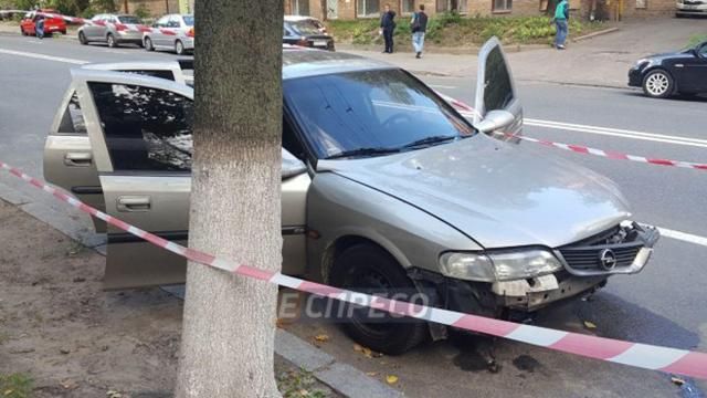 Лікарі розповіли про стан потерпілих, яких розстріляли у автомобілі у Києві