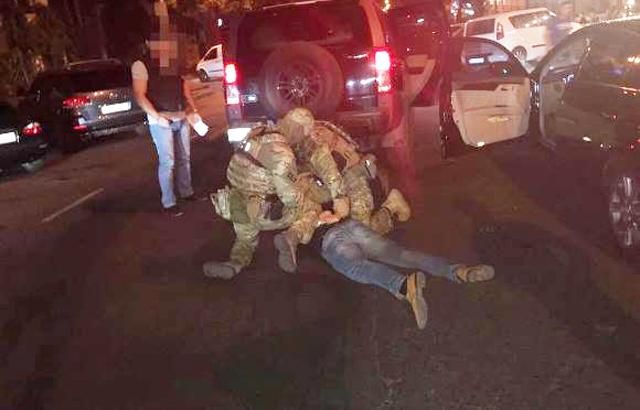 СБУ спіймала на вимаганні хабарів від спортсменів високопосадовця Одеської облдержадміністрації СБУ спіймала на вимаганні хабарів від спортсменів високопосадовця Одеської облдержадміністрації