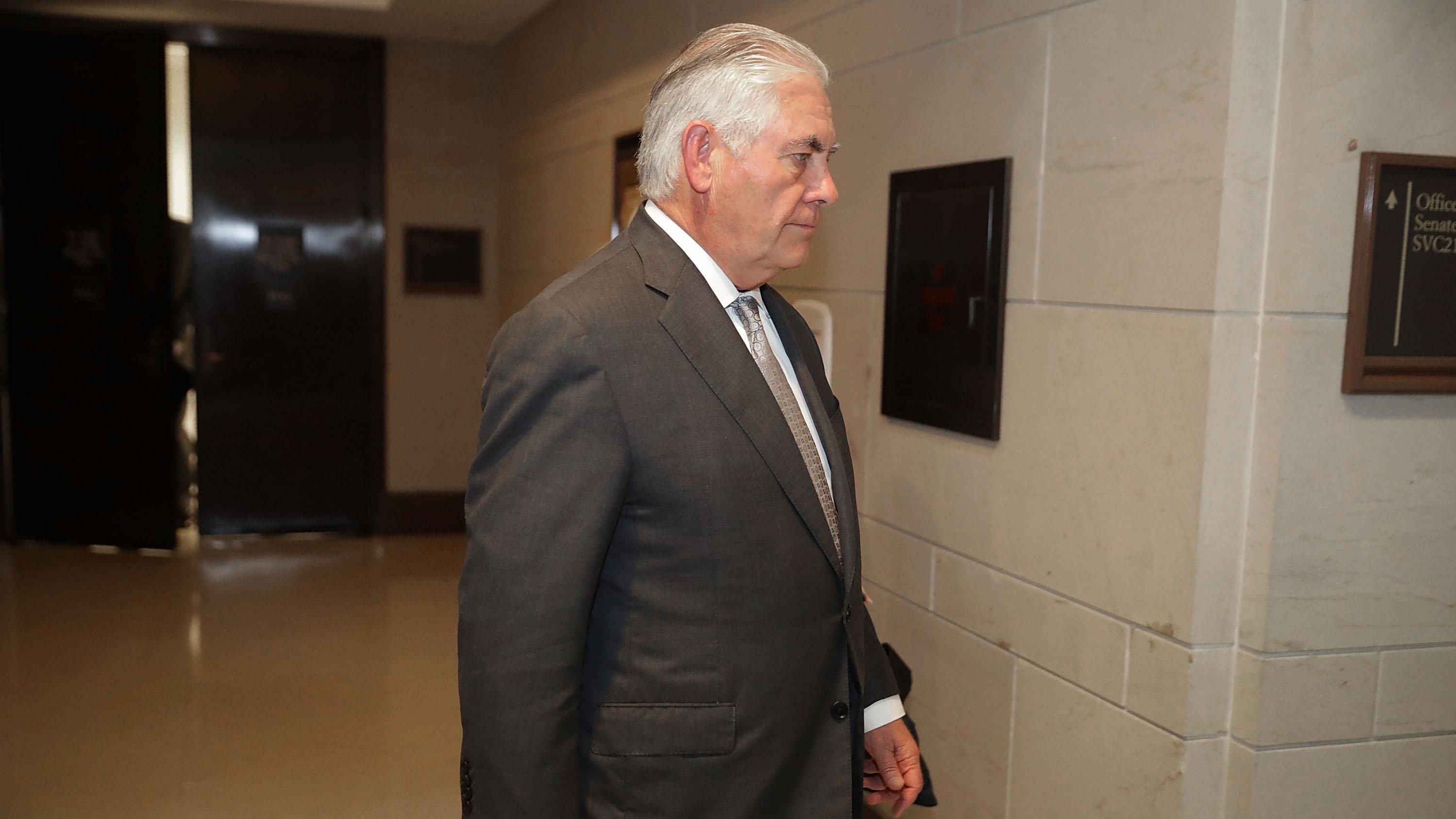 Тіллерсон підтримав пропозицію Путіна щодо миротворців на Донбасі, – Washington Post Тіллерсон підтримав пропозицію Путіна щодо миротворців на Донбасі, – Washington Post