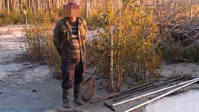 Поліція "накрила" бізнес з нелегального видобутку бурштину на Житомирщині
