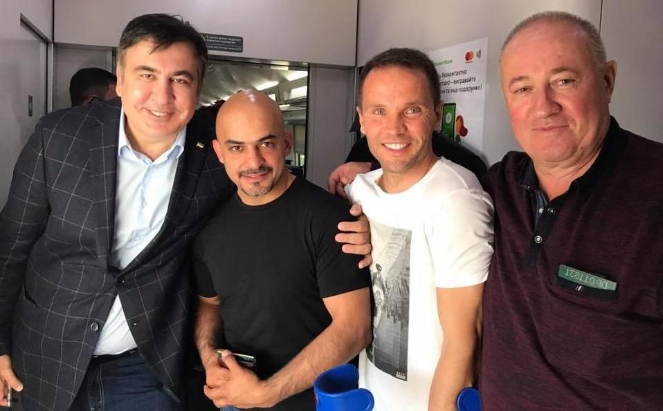 Народный депутат объяснил ситуацию с задержкой поезда с Саакашвили Народный депутат объяснил ситуацию с задержкой поезда с Саакашвили