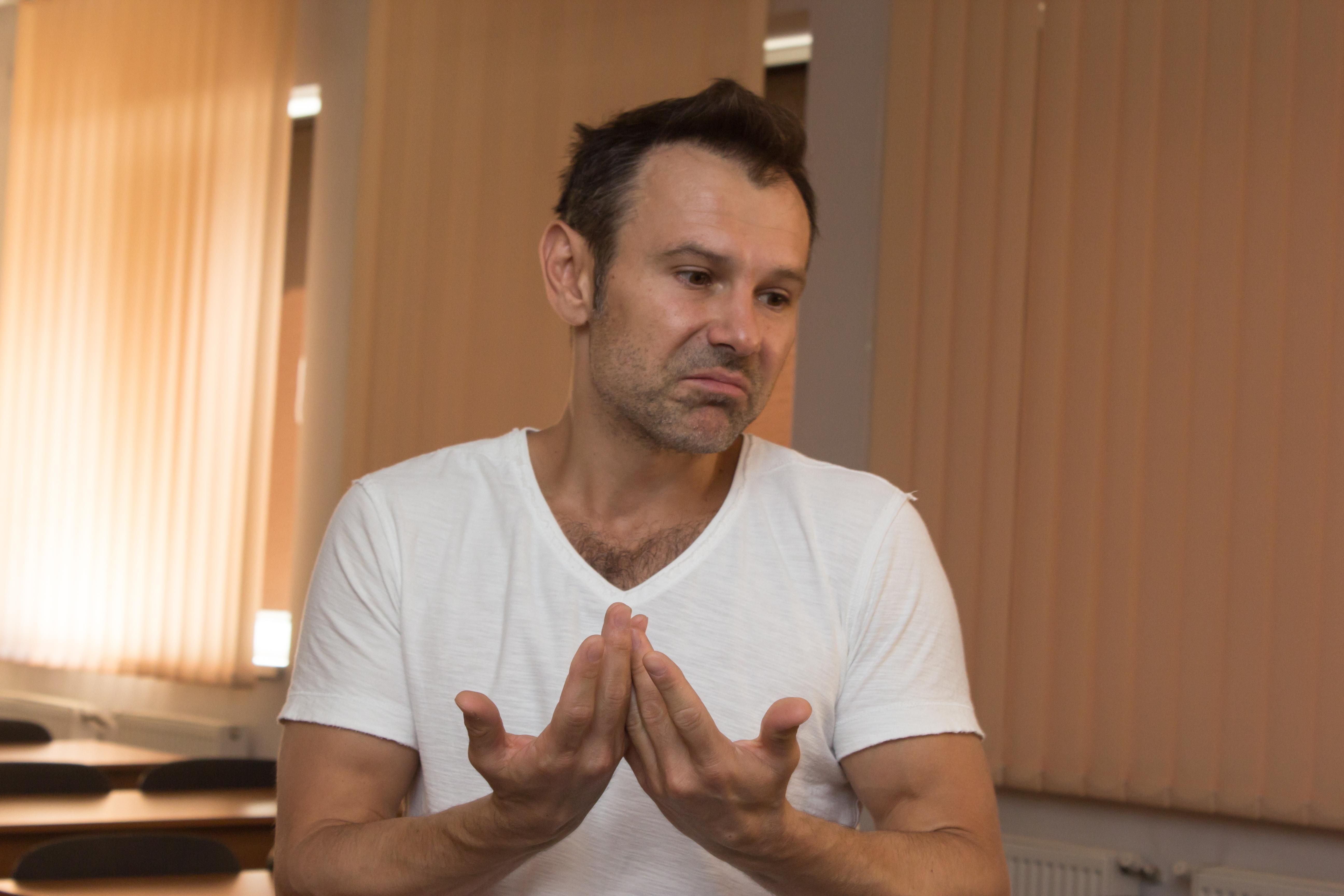 Вакарчук раскритиковал политические "правила игры" в Украине Вакарчук раскритиковал политические "правила игры" в Украине