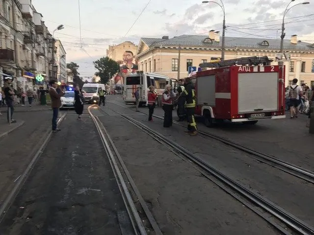 Метро, Київ, НС, швидкі, пожежні