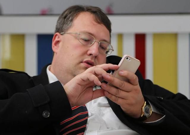 Геращенко сконфузився у своїх заявах на адресу Саакашвілі Геращенко сконфузився у своїх заявах на адресу Саакашвілі