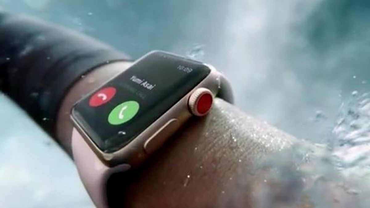 Ролик Apple Watch 3 знімали у Києві: відео рекламного ролику Ролик Apple Watch 3 знімали у Києві: відео рекламного ролику