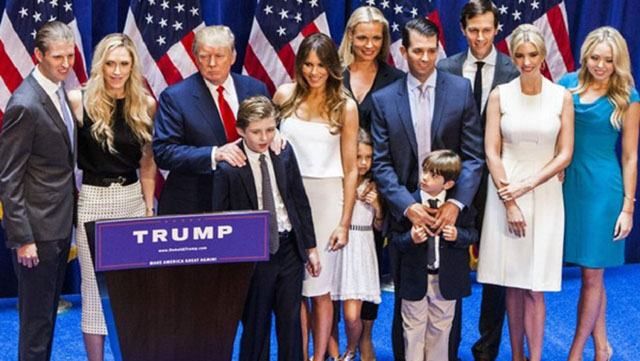 Трамп в девятый раз стал дедушкой: опубликовано фото младенца