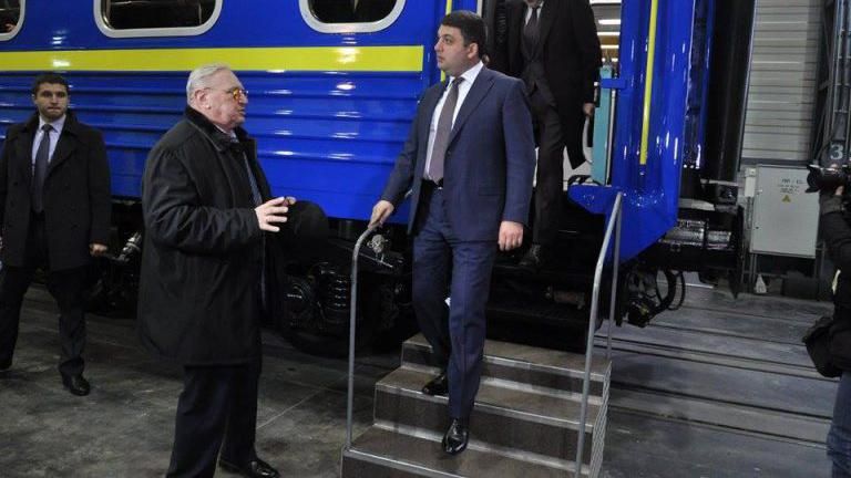 У Кабміні зробили гучну заяву щодо цін на залізничні квитки У Кабміні зробили гучну заяву щодо цін на залізничні квитки