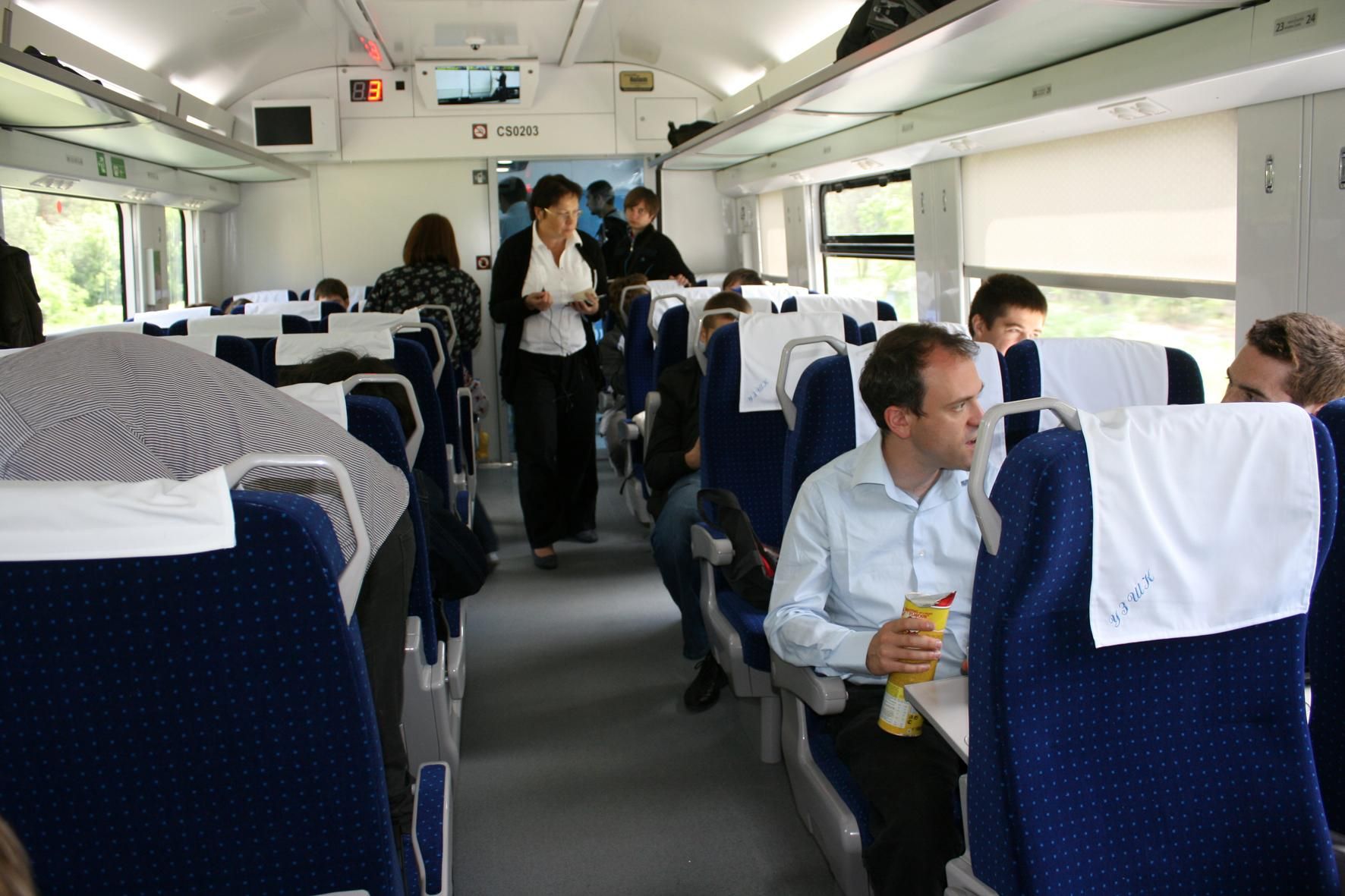 Гройсман рассказал, изменятся ли цены на железнодорожные билеты Гройсман рассказал, изменятся ли цены на железнодорожные билеты