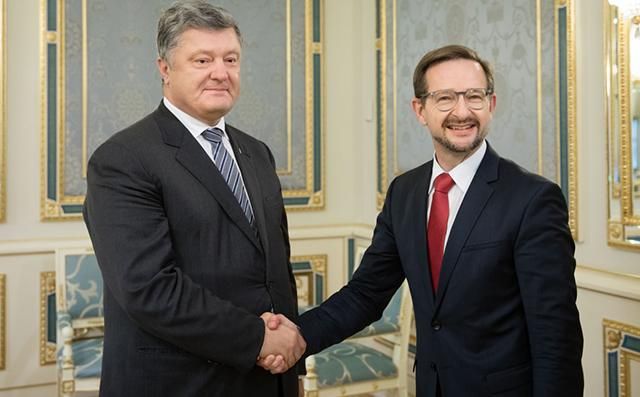 Миротворці ООН на Донбасі: Порошенко скоординував підходи з генсеком ОБСЄ Миротворці ООН на Донбасі: Порошенко скоординував підходи з генсеком ОБСЄ