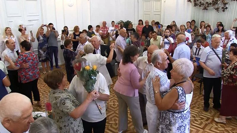 Массовая свадьба в Херсоне