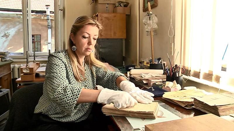 Як реставрують цінні стародруки Як реставрують цінні стародруки