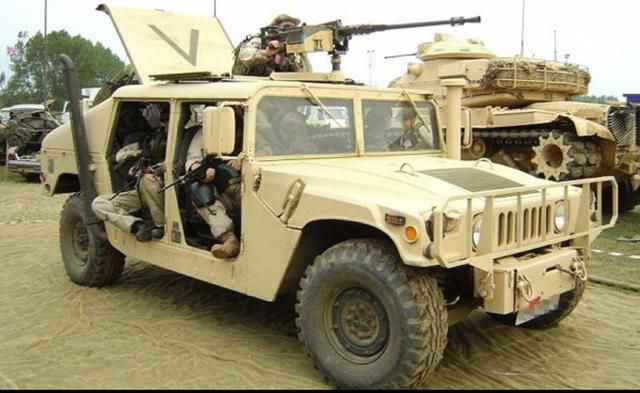 США нададуть Україні новенькі військові авто