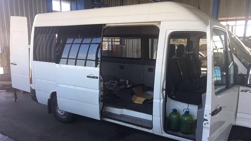 Украинец пытался перевезти из России "черный ящик" самолета Украинец пытался перевезти из России "черный ящик" самолета