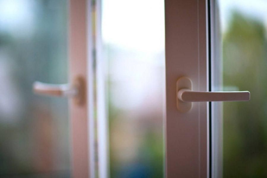 Студент-першокурсник випав з дев'ятого поверху Студент-першокурсник випав з дев'ятого поверху